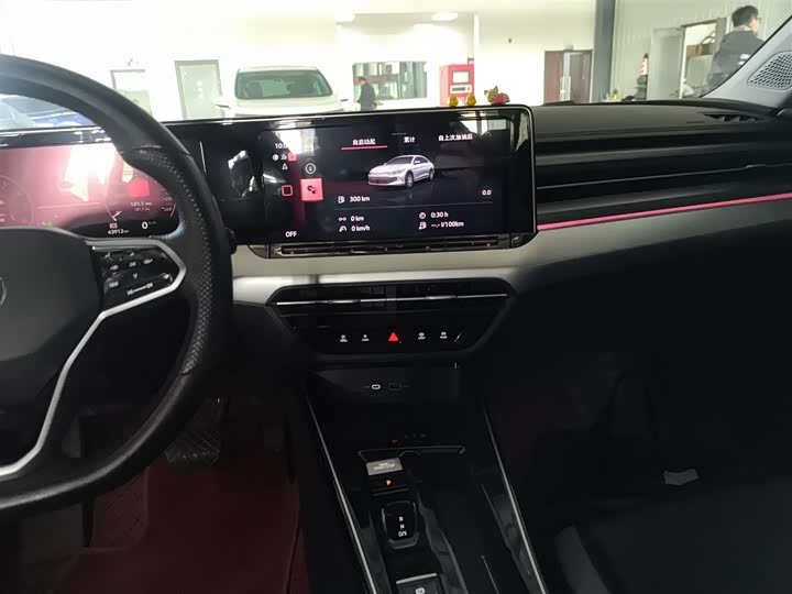 Фото 13 - Volkswagen Lamando L