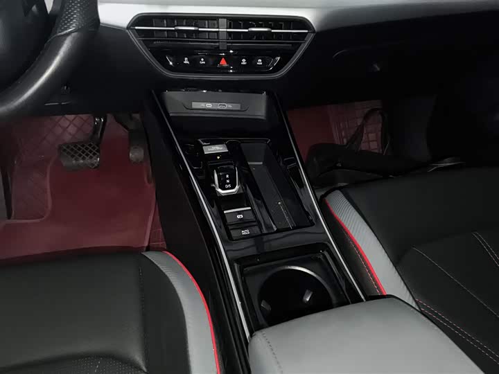 Фото 14 - Volkswagen Lamando L