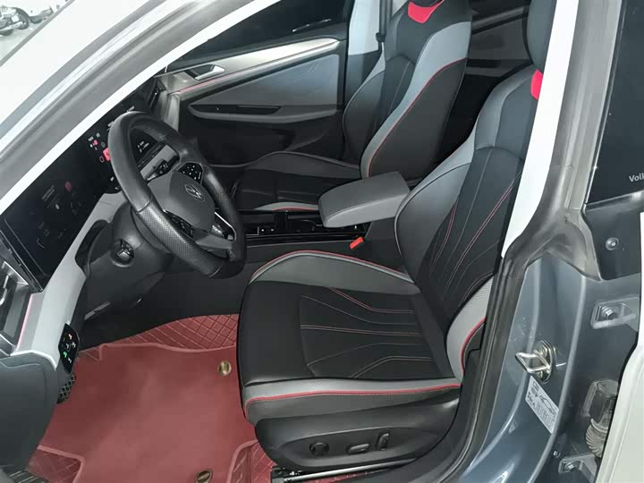 Фото 15 - Volkswagen Lamando L