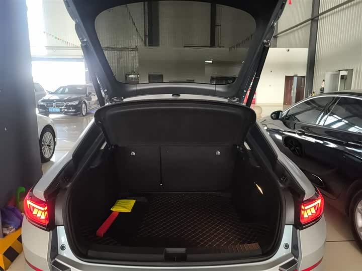 Фото 19 - Volkswagen Lamando L