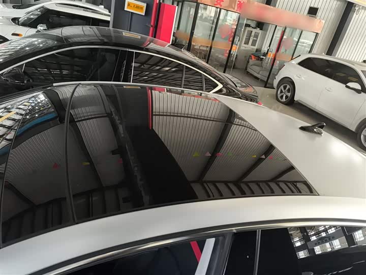 Фото 27 - Volkswagen Lamando L