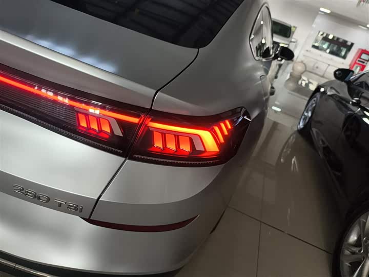 Фото 8 - Volkswagen Lamando L