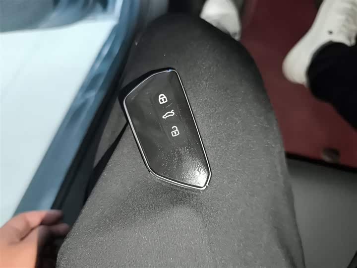 Фото 9 - Volkswagen Lamando L