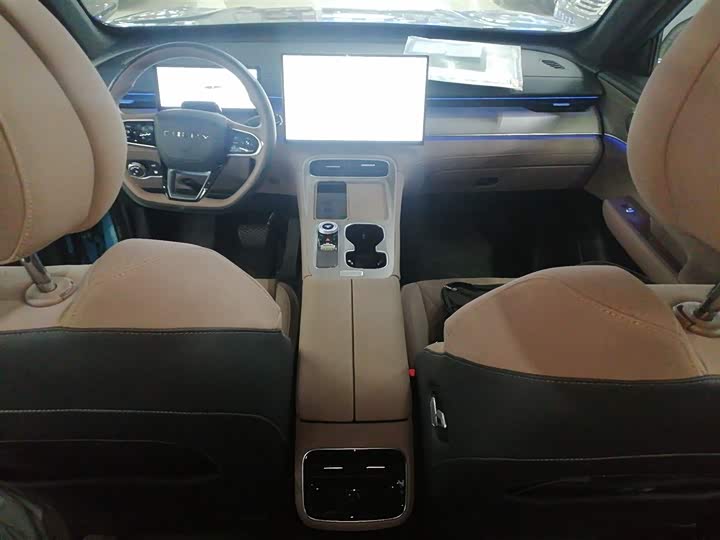 Фото 10 - Chery Tiggo 8 Plus C-DM