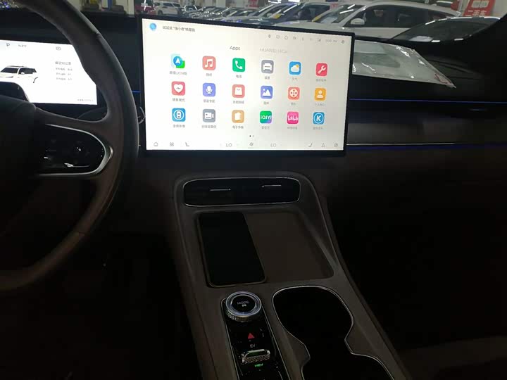 Фото 13 - Chery Tiggo 8 Plus C-DM