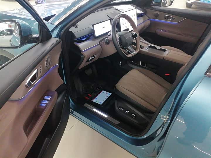 Фото 16 - Chery Tiggo 8 Plus C-DM