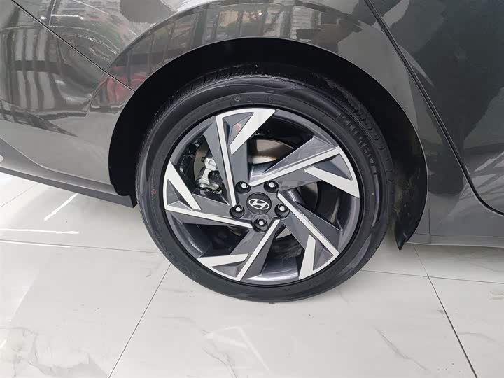 Фото 26 - Hyundai Elantra N line