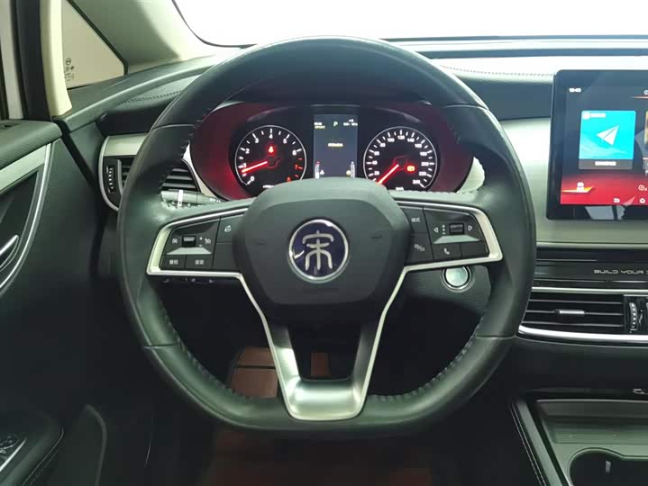 Фото 15 - BYD Song Max