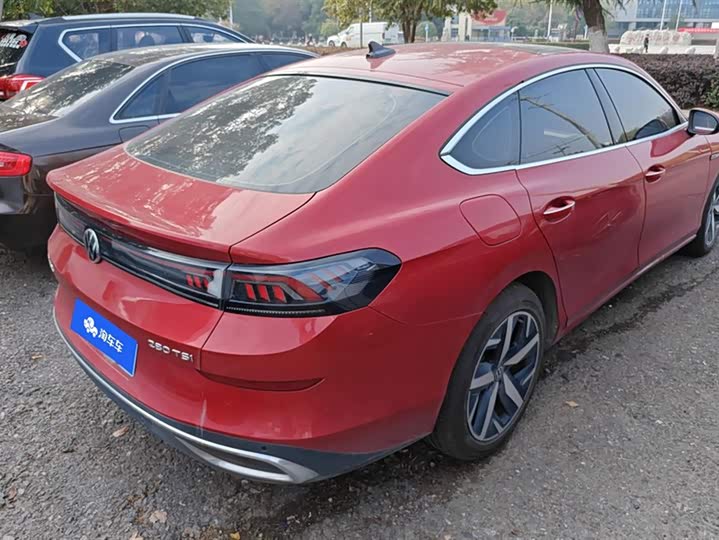 Фото 3 - Volkswagen Lamando L