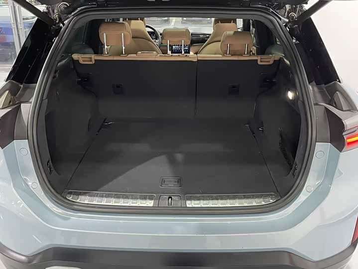 Фото 17 - Nio ES6