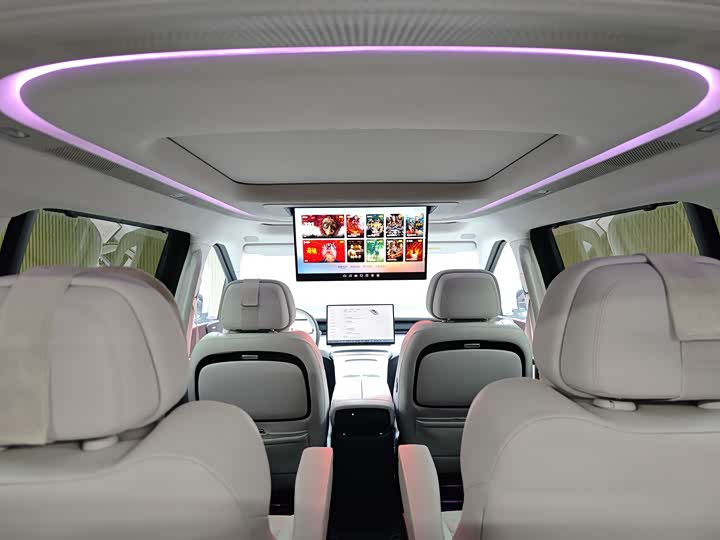 Фото 16 - XPeng X9