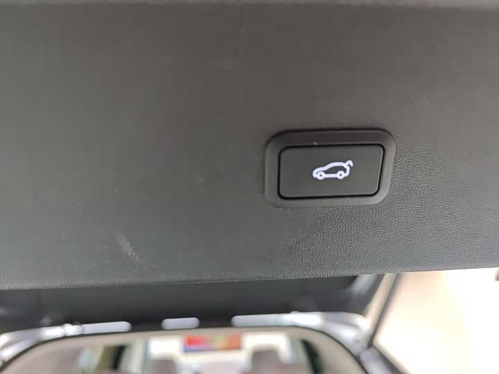 Фото 22 - XPeng X9