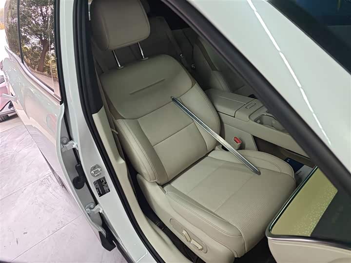 Фото 25 - Toyota bZ3X