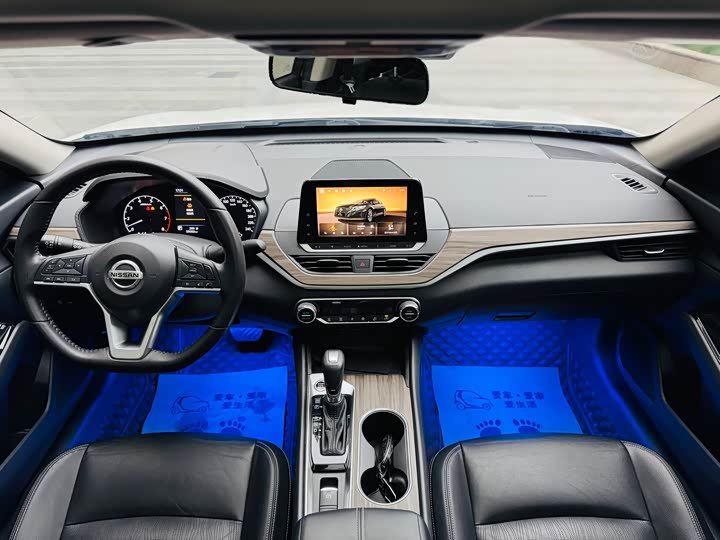 Фото 10 - Nissan Teana