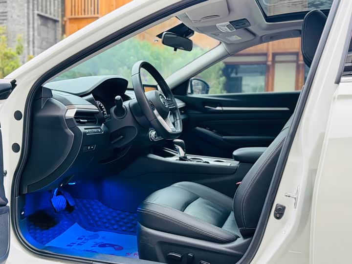 Фото 11 - Nissan Teana