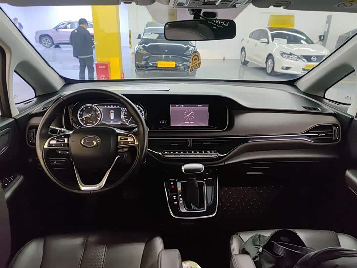 Фото 10 - GAC Trumpchi M6