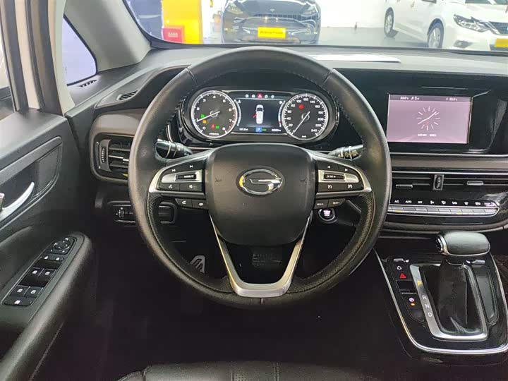 Фото 11 - GAC Trumpchi M6