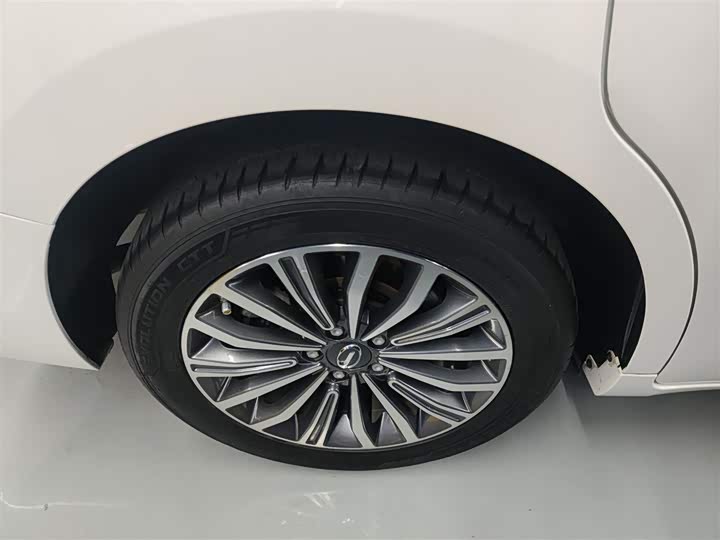 Фото 26 - GAC Trumpchi M6