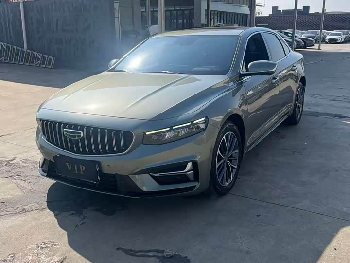 Фото 1 - Geely Preface