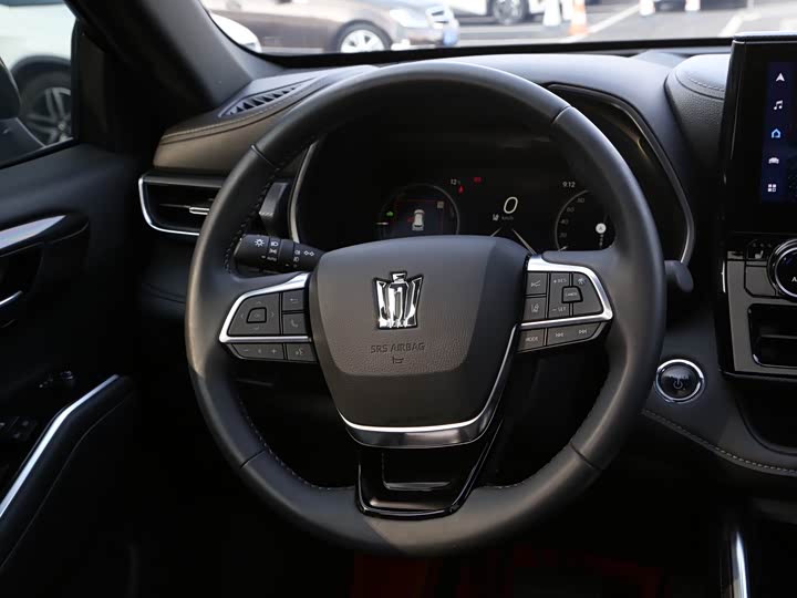 Фото 5 - Toyota Crown Kluger