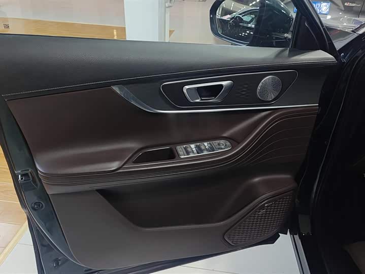 Фото 7 - Chery Tiggo 8 Pro