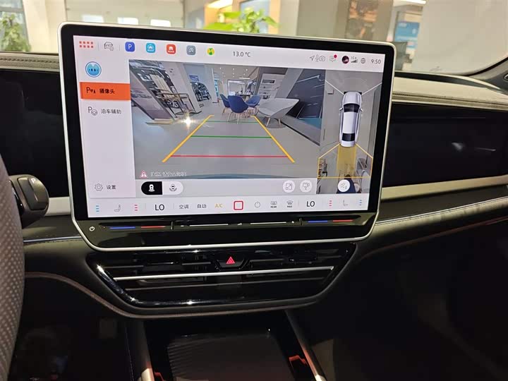 Фото 13 - Volkswagen Passat