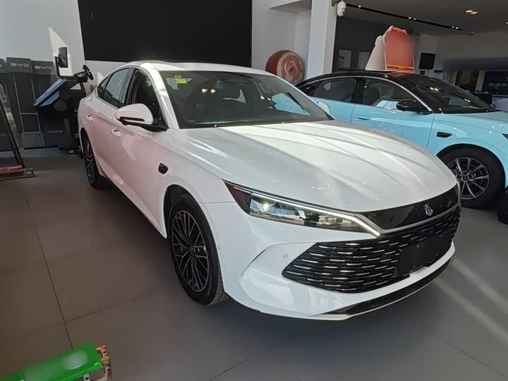 Фото 4 - BYD Qin L