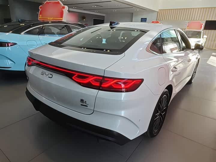 Фото 7 - BYD Qin L