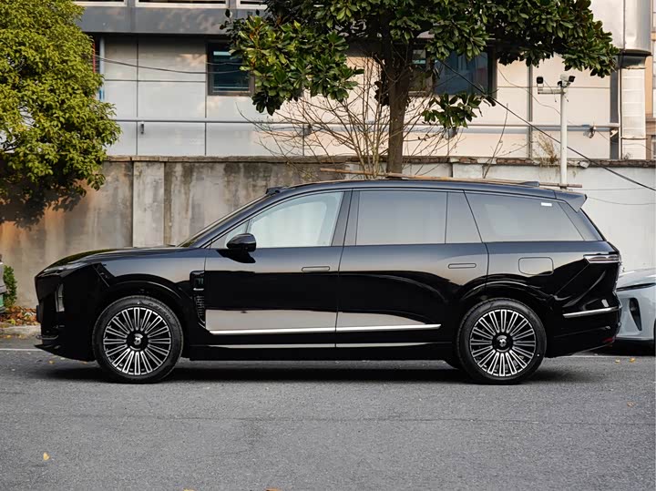 Фото 4 - Nio ES8