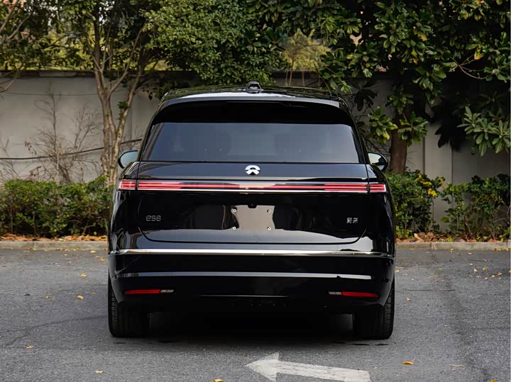 Фото 6 - Nio ES8