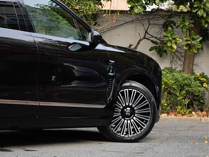 Фото 7 - Nio ES8