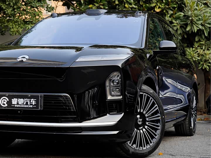 Фото 8 - Nio ES8