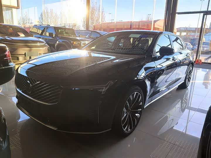 Фото 1 - Volvo S90