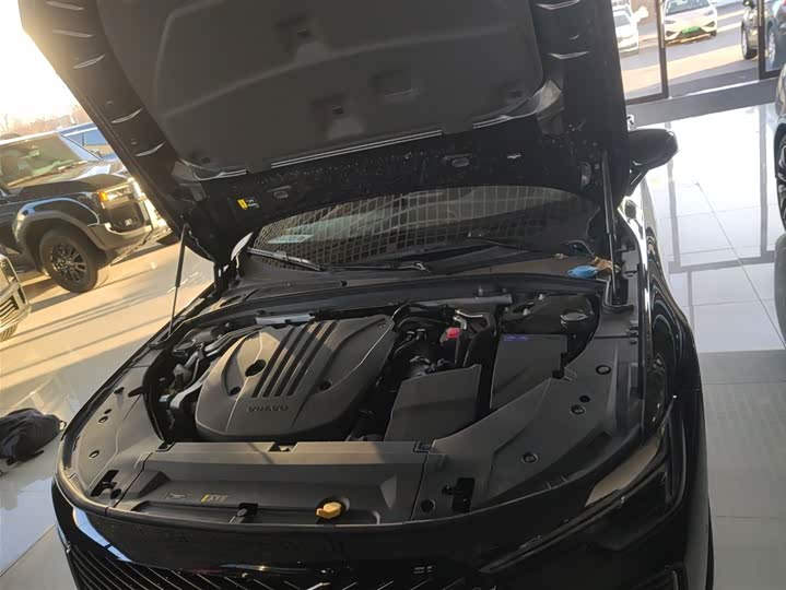 Фото 20 - Volvo S90