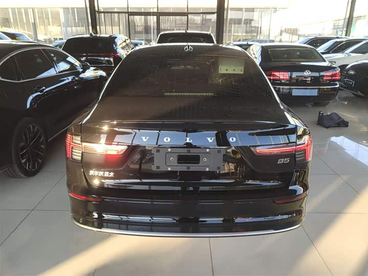 Фото 6 - Volvo S90