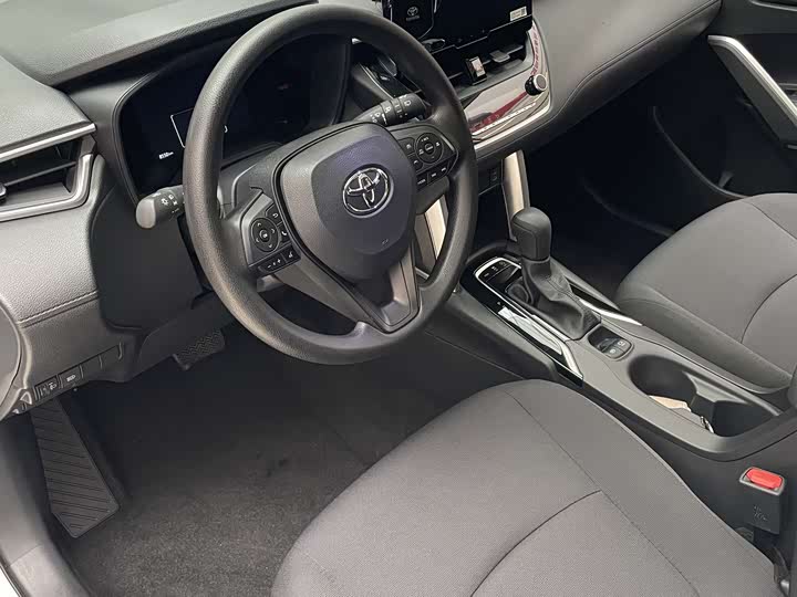 Фото 4 - Toyota Corolla Cross