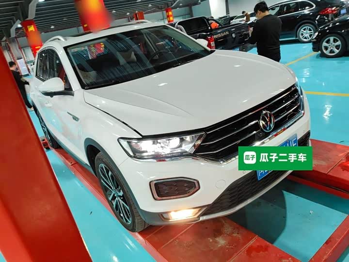 Фото 4 - Volkswagen T-Roc