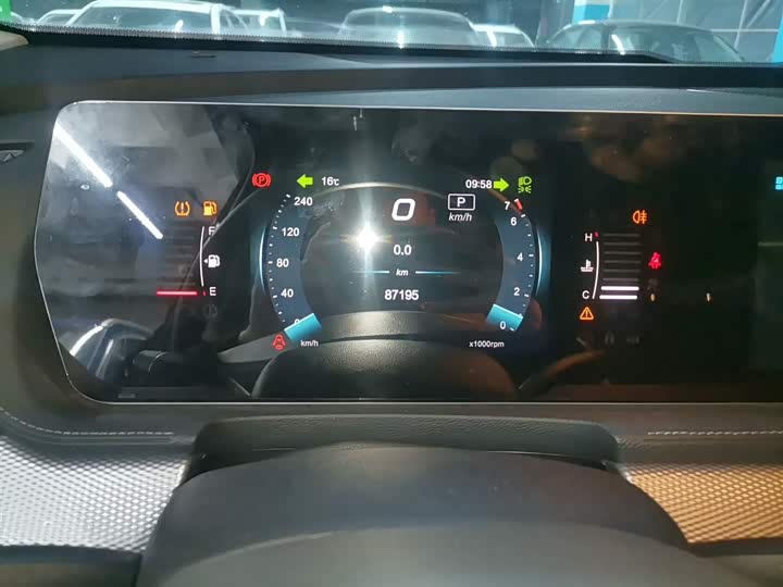 Фото 12 - Beijing X7