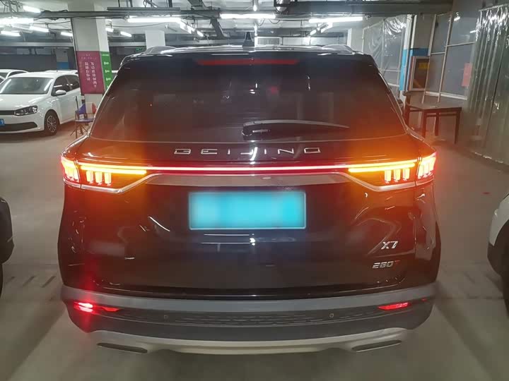 Фото 6 - Beijing X7