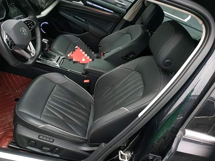 Фото 15 - Volkswagen Passat