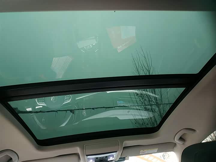 Фото 18 - Volkswagen Passat