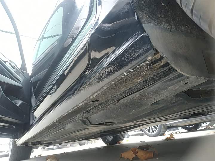 Фото 22 - Volkswagen Passat