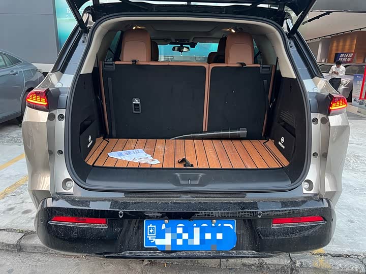 Фото 13 - Nissan Pathfinder