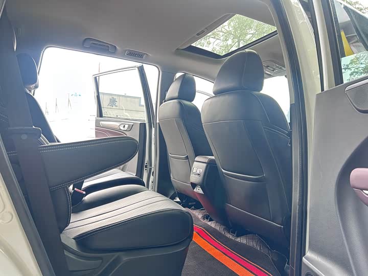 Фото 10 - GAC Trumpchi M6