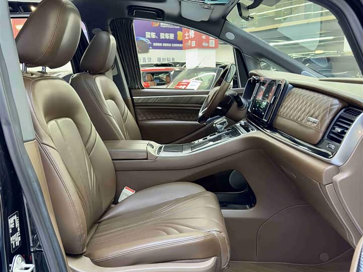 Фото 5 - GAC Trumpchi M8