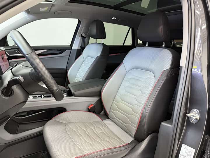 Фото 12 - Volkswagen Teramont X