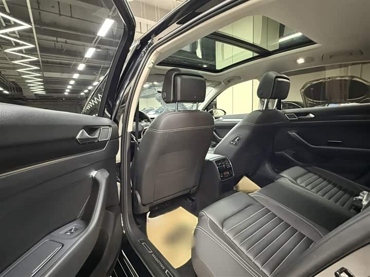 Фото 10 - Volkswagen Magotan