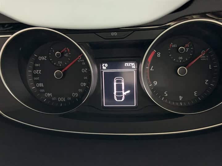 Фото 11 - Volkswagen Magotan