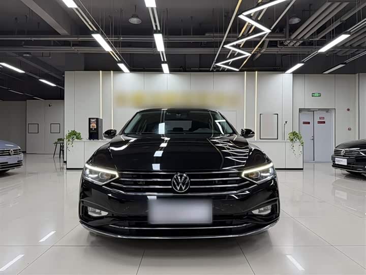 Фото 3 - Volkswagen Magotan