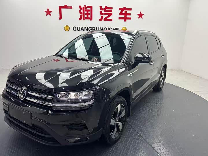 Фото 1 - Volkswagen Tharu